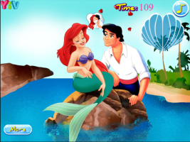Ariel and Prince Kissing - screenshot 3